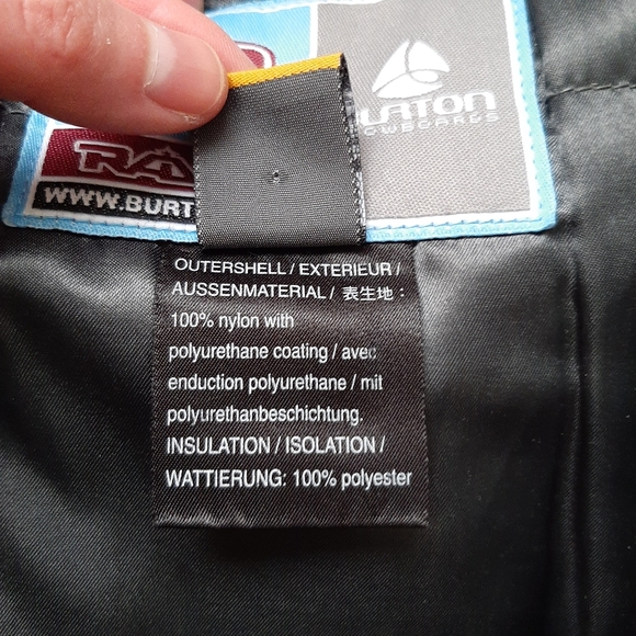 Burton Women's Snowboarding Jacket - Picture 12 of 16